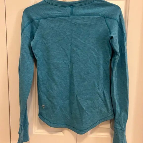 Lululemon Ivivva Reversible Thick Long Sleeve Shirt - Picture 4 of 4